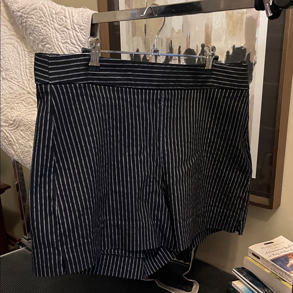 Gap pinstripe stretch dress shorts with side zip.